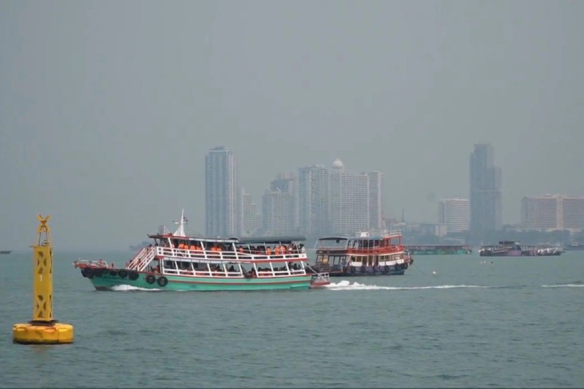 กลุ่มจิตรกรวาดภาพแหลมบีฮายกู้ภาพลักษณ์ฟื้นท่องเที่ยวพัทยา