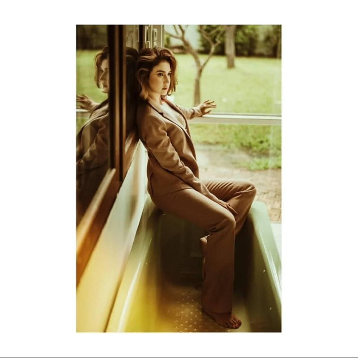 แอน สิเรียม ปล่อยภาพเด็ด! ถ่ายโฟโต้บุ๊กจัดเต็มความแซ่บทิ้งท้ายวัย 49 ปี