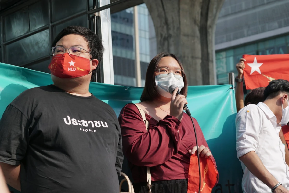 ชาวเมียนมา-กลุ่มวีโว่ชุมนุมต้านรัฐประหารหน้าสถานทูตเมียนมา