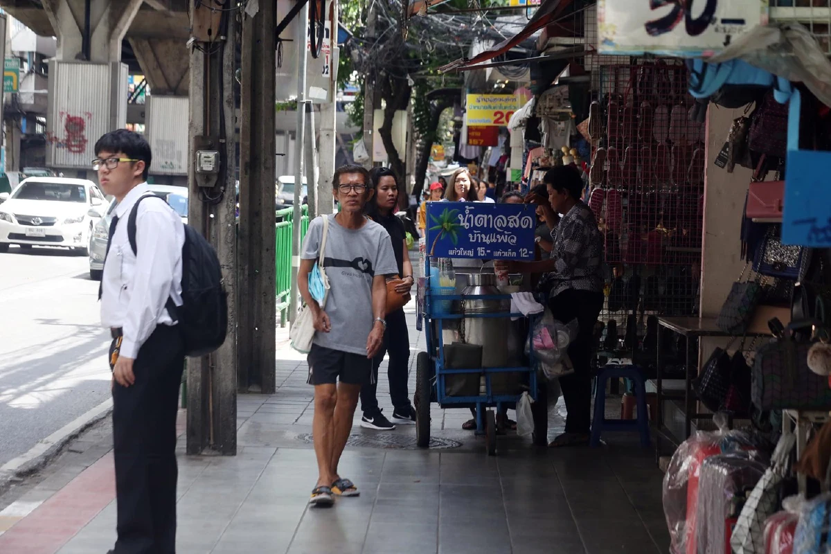 เล็งแก้กม.ให้หาบเร่แผงลอยวินจยย.ใช้ประโยชน์บนทางเท้าประกอบอาชีพ