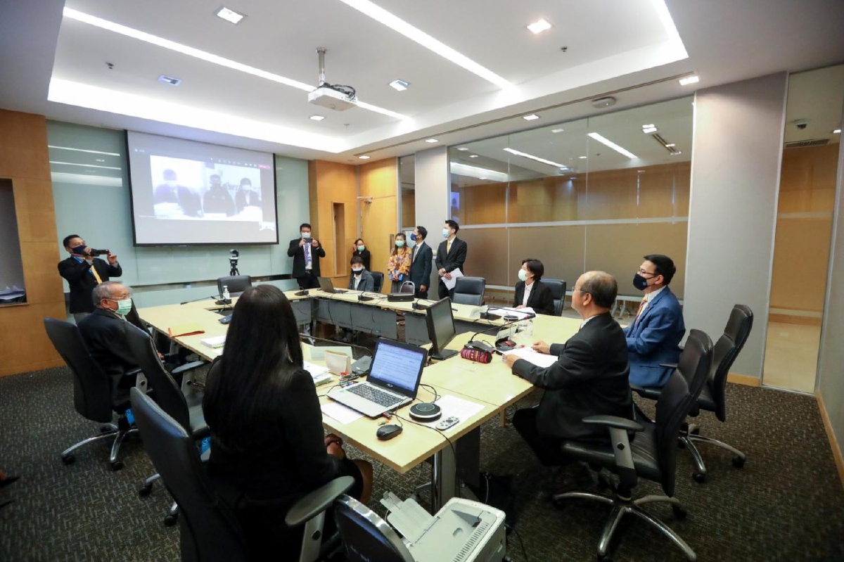 คปภ. เปิดมิติใหม่..! สืบพยานในกระบวนการอนุญาโตตุลาการ ผ่านการประชุมทางไกลผ่านจอภาพ (Video Conference) คปภ. เปิดมิติใหม่..! สืบพยานในกระบวนการอนุญาโตตุลาการ ผ่านการประชุมทางไกลผ่านจอภาพ (Video Conference)