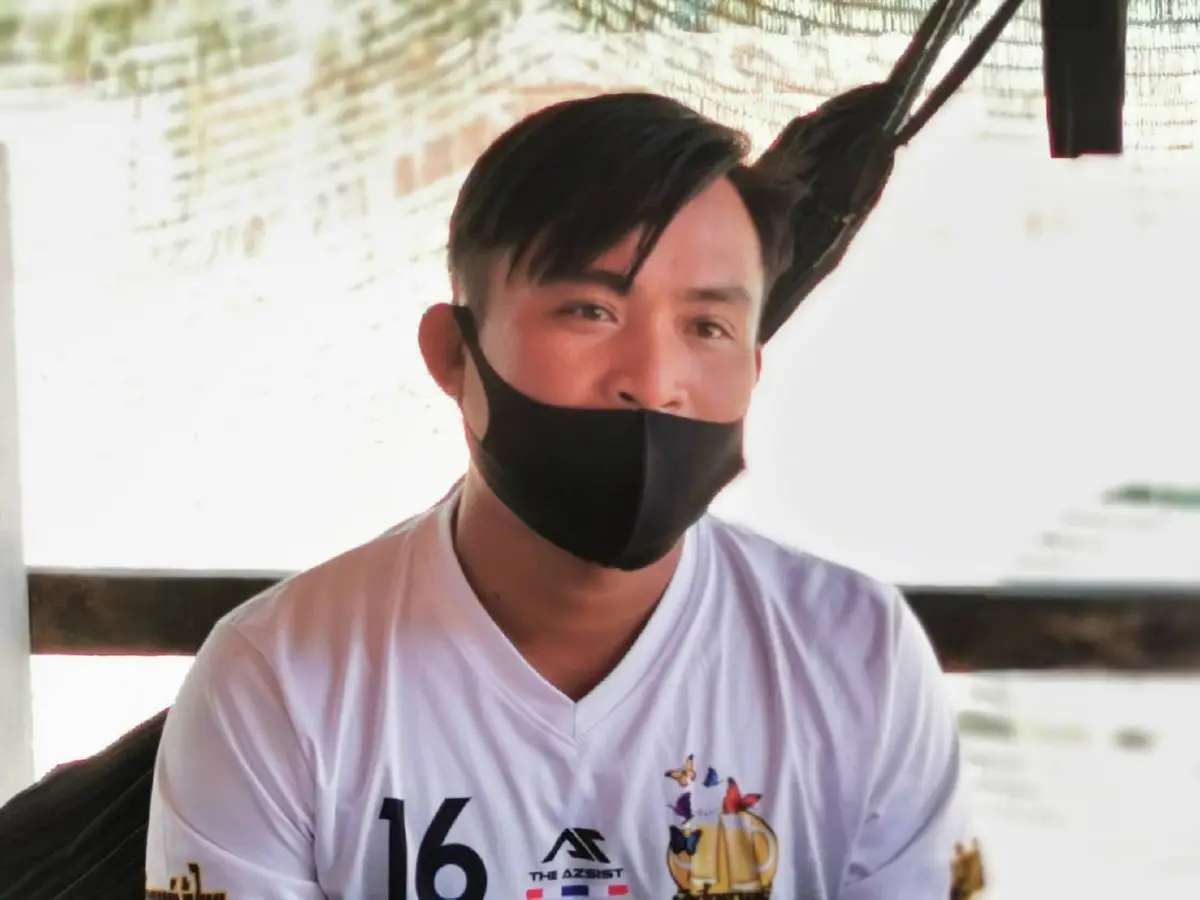 แห่ชื่นชมพ่อค้าหนุ่มใจซื่อแจ้งตร.ลูกค้าอยู่อิตาลีถูกหวย12ล้าน