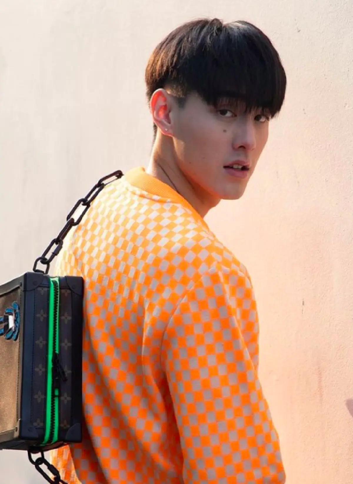 แซ่บแพ็คคู่! ”เจ เจตริน" ถอดเสื้อประชันหุ่น "น้องเจ้าขุน" 17 VS 50 ละสายตาไม่ได้เลย