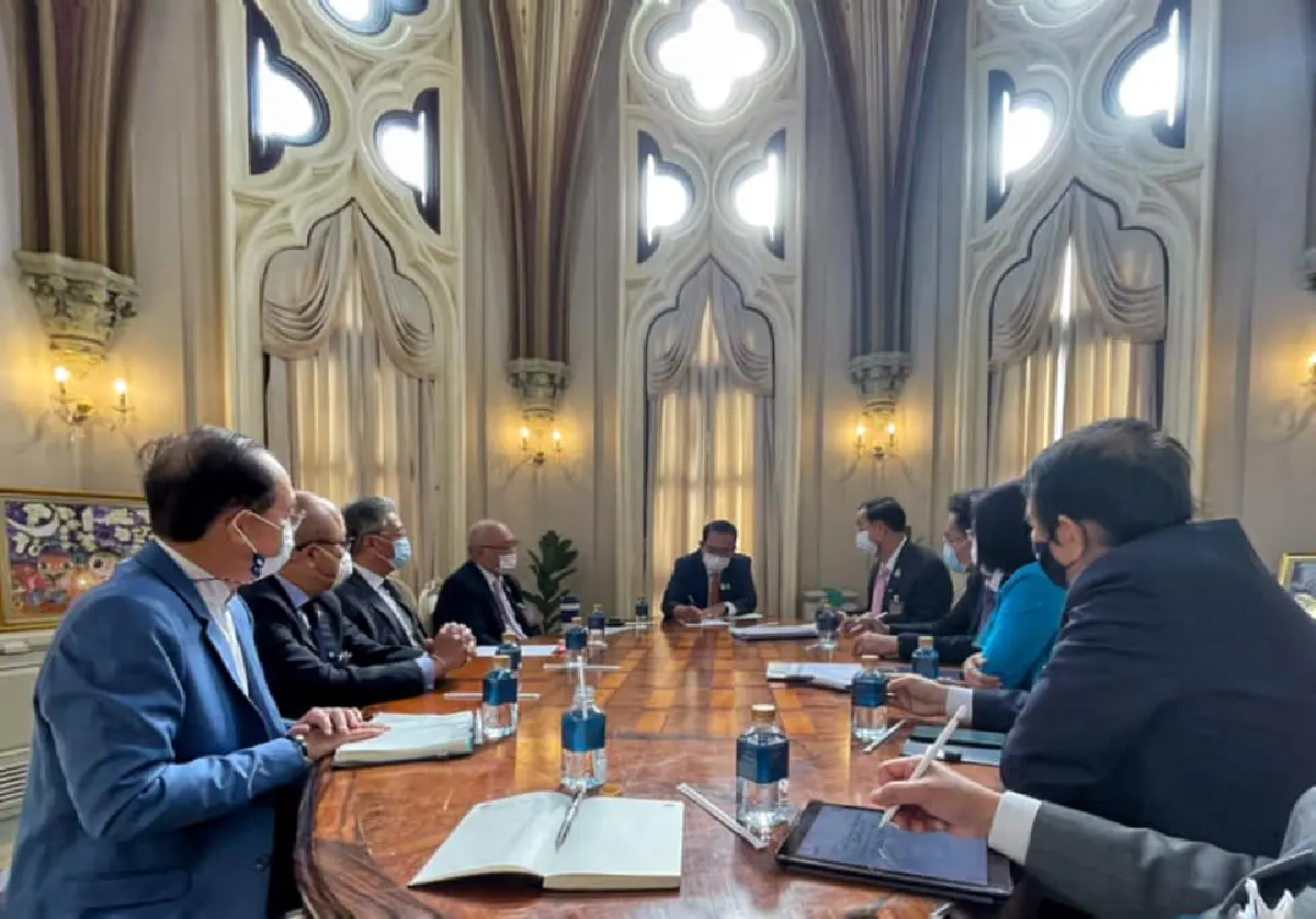 นายกถกด่วนแจกเงินผู้ประกันตนมาตรา33