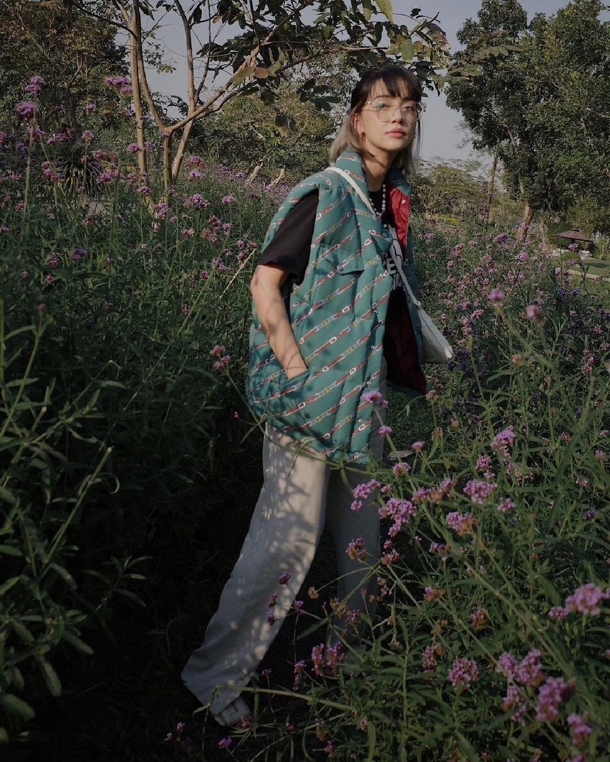 ซาร่า เล็กจ์ อวดลุคสวยผมหน้าม้าสุดเริ่ด คนทักคล้าย ลิซ่า BLACKPINK