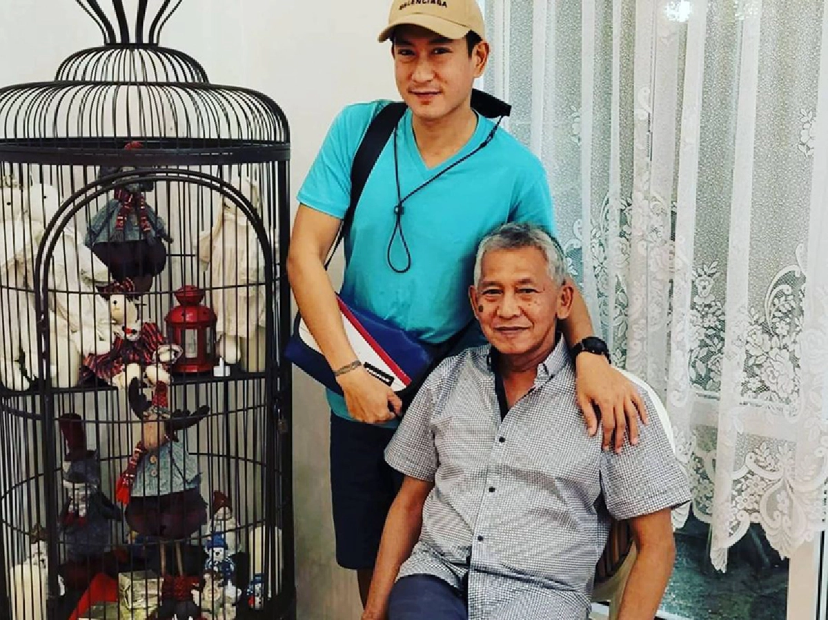 “แพท พาวเวอร์แพท” หอบดอกไม้ช่อโต ฉลองวันเกิดคุณแม่ในรอบ 17 ปี 