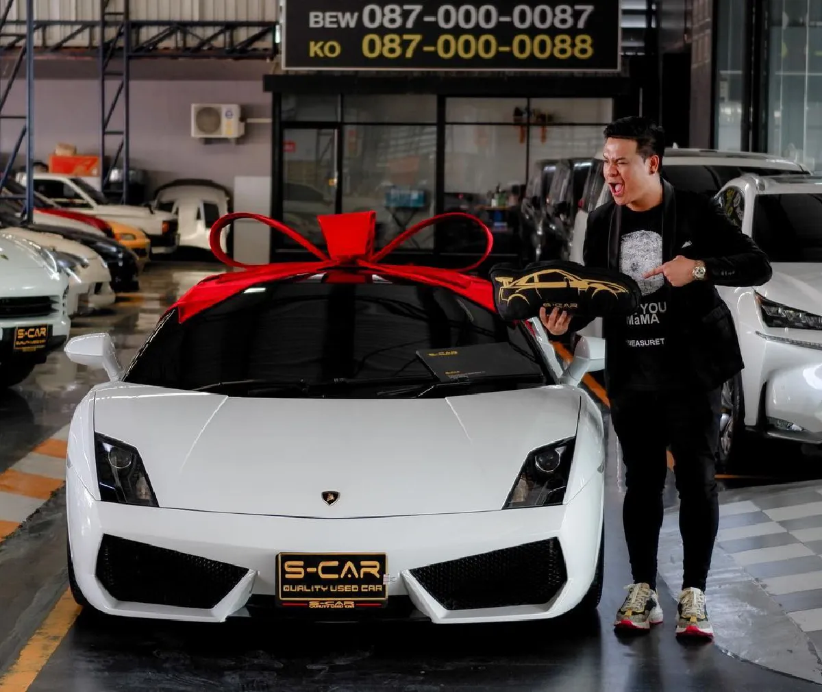 “ดีเจต้น” ถอยรถแลมโบกินี่คันงามสานฝันตัวเอง งานนี้มีลุ้น “ใหม่ สุคนธวา” จะให้เข้าบ้านไหม!?