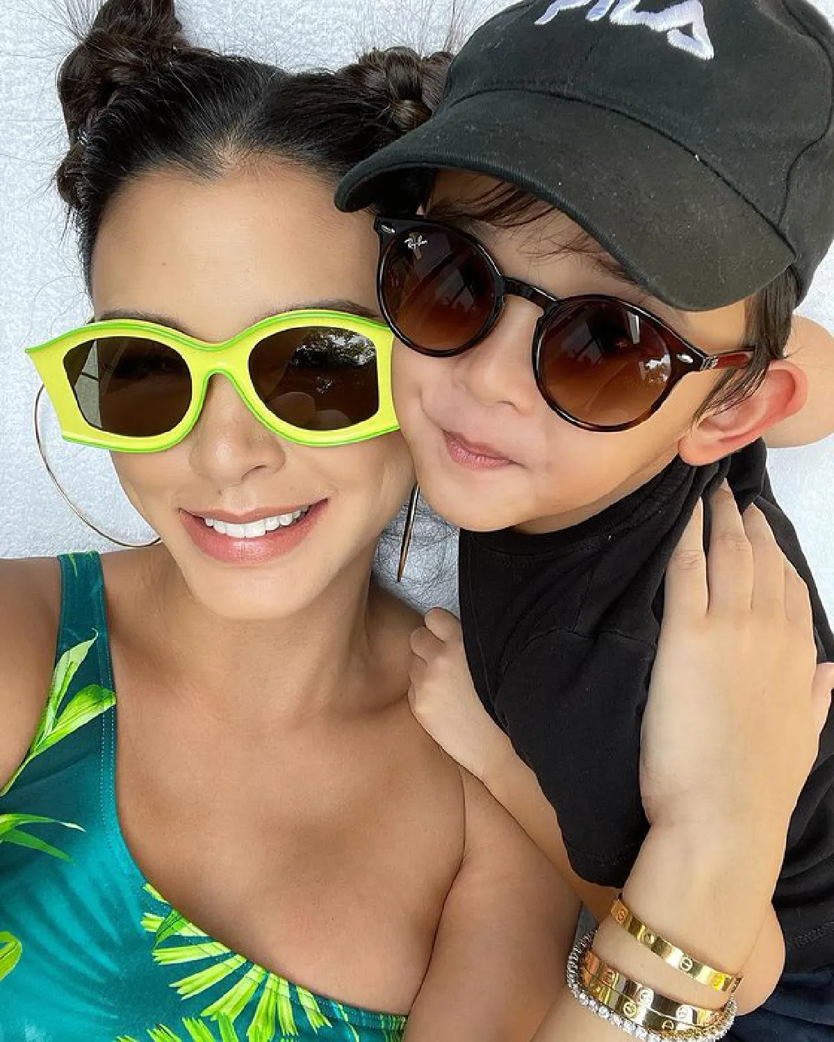 “วิกกี้” ขอแซ่บก่อนคลอดลูกคนที่สองในชุดว่ายเที่ยวทะเล แม่สวยมาก