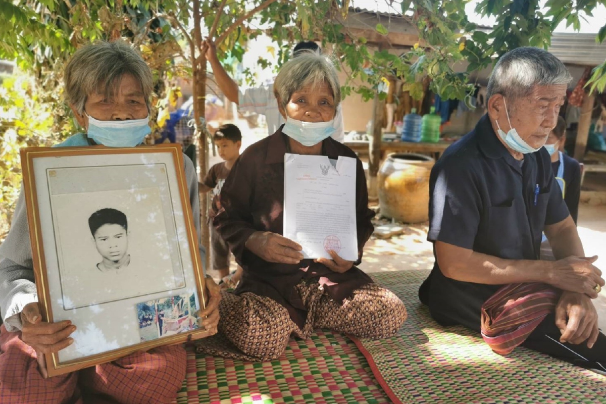 ยาย70ปีบนบานยอมโกนหัวหากรัฐยกเลิกเรียกคืนเงินผู้สูงอายุ ยาย70ปีบนบานยอมโกนหัวหากรัฐยกเลิกเรียกคืนเงินผู้สูงอายุ