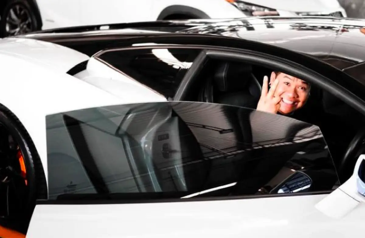 “ดีเจต้น” ถอยรถแลมโบกินี่คันงามสานฝันตัวเอง งานนี้มีลุ้น “ใหม่ สุคนธวา” จะให้เข้าบ้านไหม!?