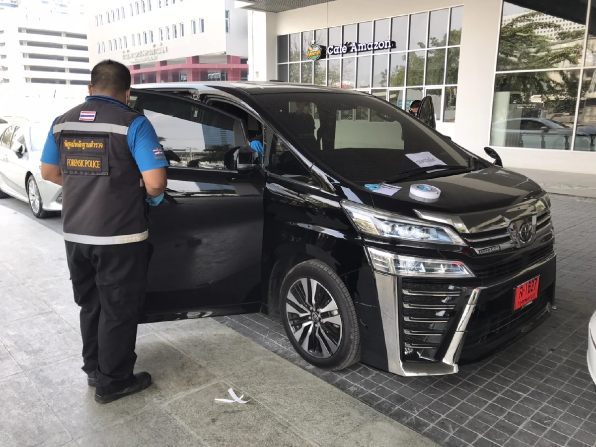 ตร.ตรวจรถหรู"เสี่ยโป้"5คันรวดของกลางคดีเปิดเว็บพนันออนไลน์