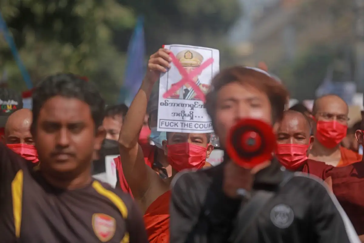 ส่องม็อบเมียนมา เหมือน-ต่างไทยยังไงมาดูกัน