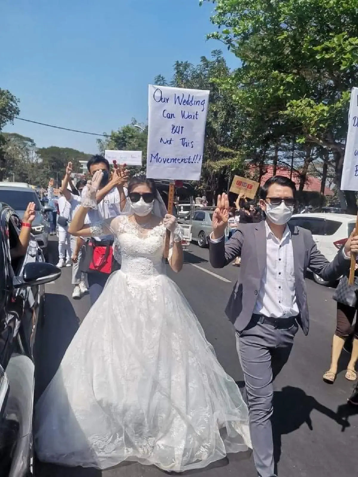 ส่องม็อบเมียนมา เหมือน-ต่างไทยยังไงมาดูกัน