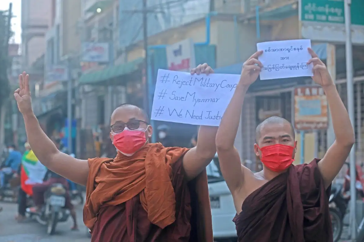 ส่องม็อบเมียนมา เหมือน-ต่างไทยยังไงมาดูกัน