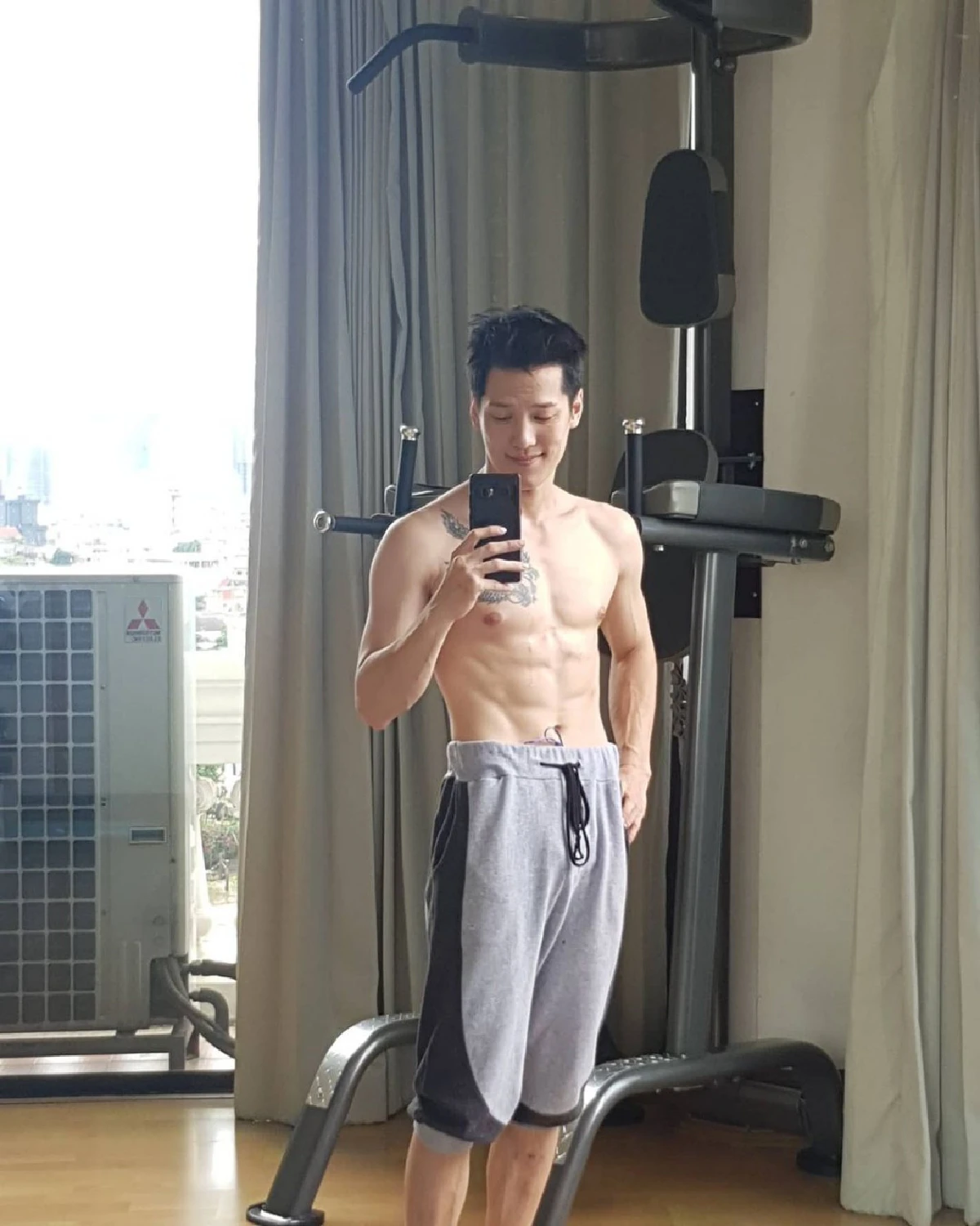 ซาร่า โฮเลอร์ เคลื่อนไหวแล้ว! หลังขอเลิก เต้ย ธโนทัย จบรัก 14 ปี