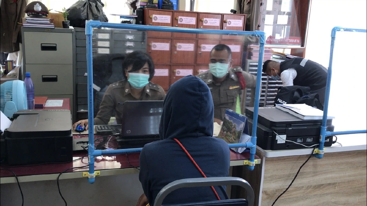 ชายบุกหอหญิงหมายขืนใจสาวเข้ามอบตัวแสดงความบริสุทธิ์ใจ