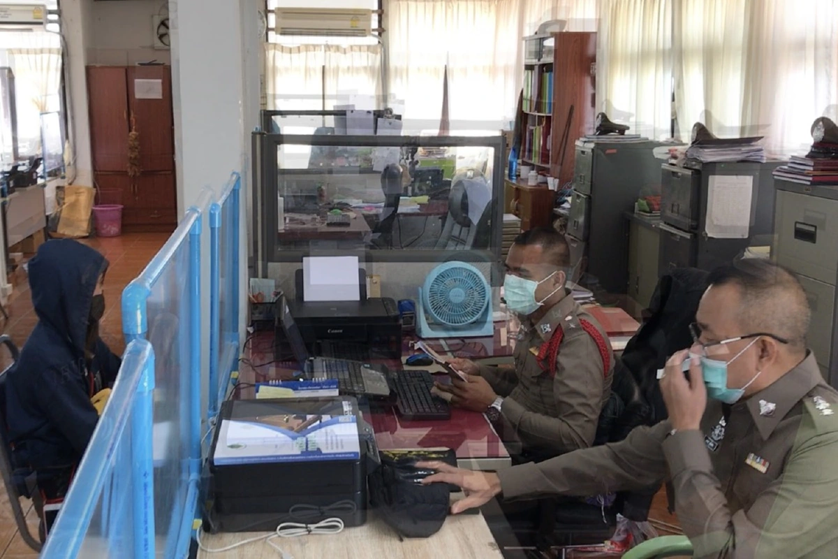 ชายบุกหอหญิงหมายขืนใจสาวเข้ามอบตัวแสดงความบริสุทธิ์ใจ