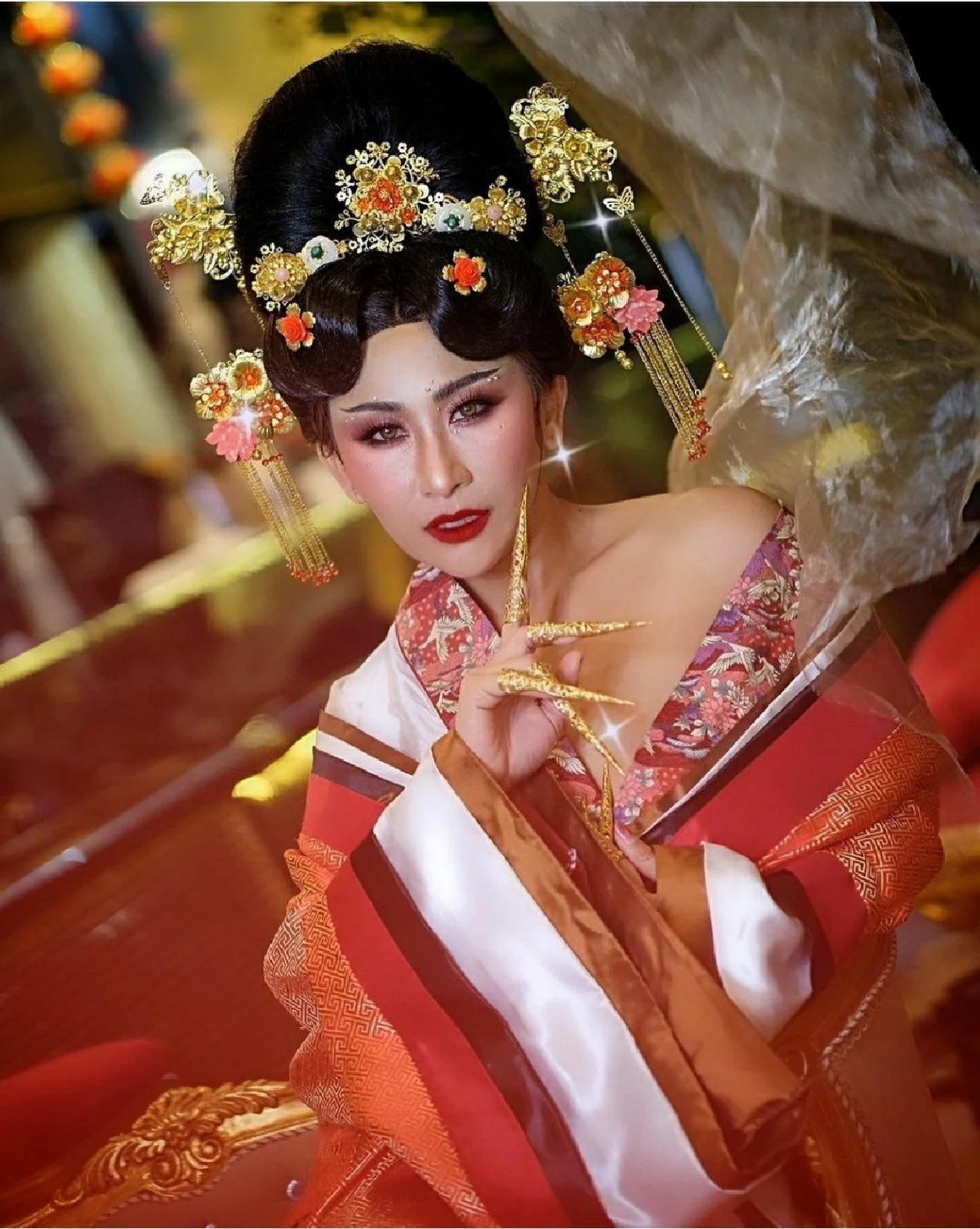 ลาล่า-ลูลู่ แปลงโฉมเป็นฮองเฮา สวยปังแพ็คคู่รับวันตรุษจีน