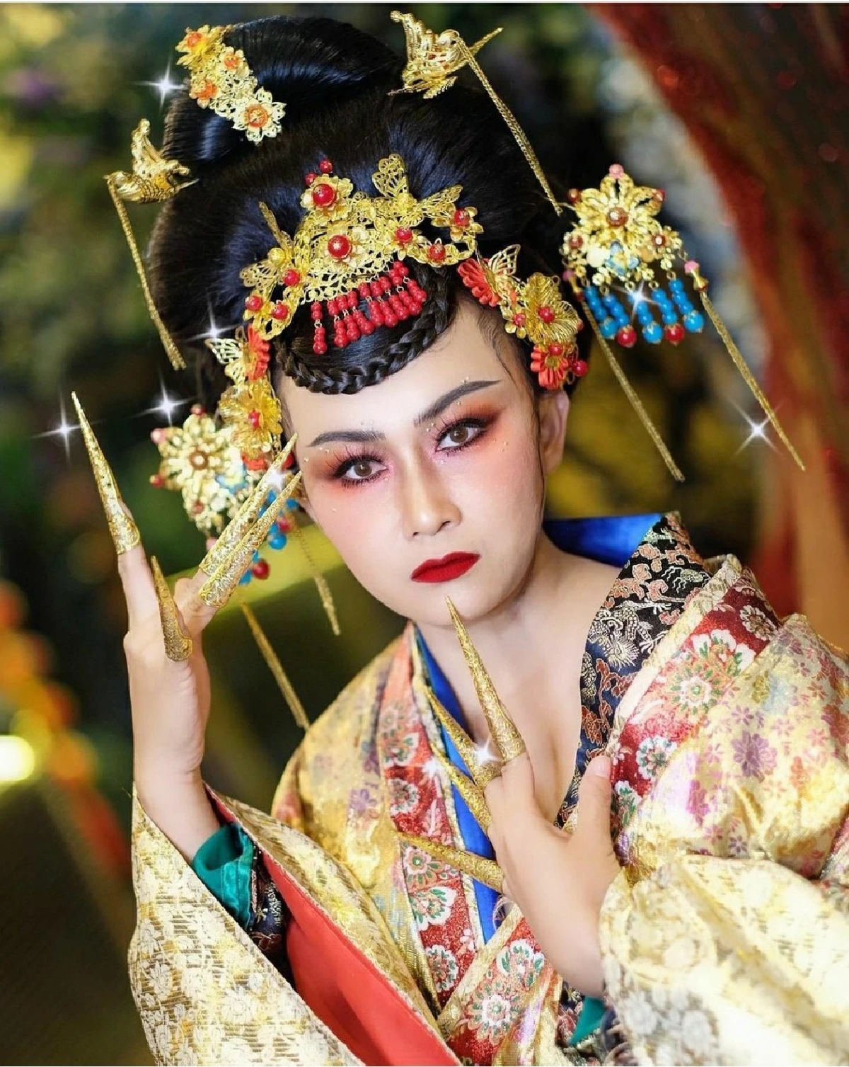 ลาล่า-ลูลู่ แปลงโฉมเป็นฮองเฮา สวยปังแพ็คคู่รับวันตรุษจีน