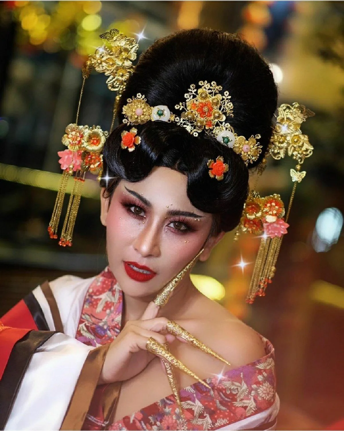 ลาล่า-ลูลู่ แปลงโฉมเป็นฮองเฮา สวยปังแพ็คคู่รับวันตรุษจีน