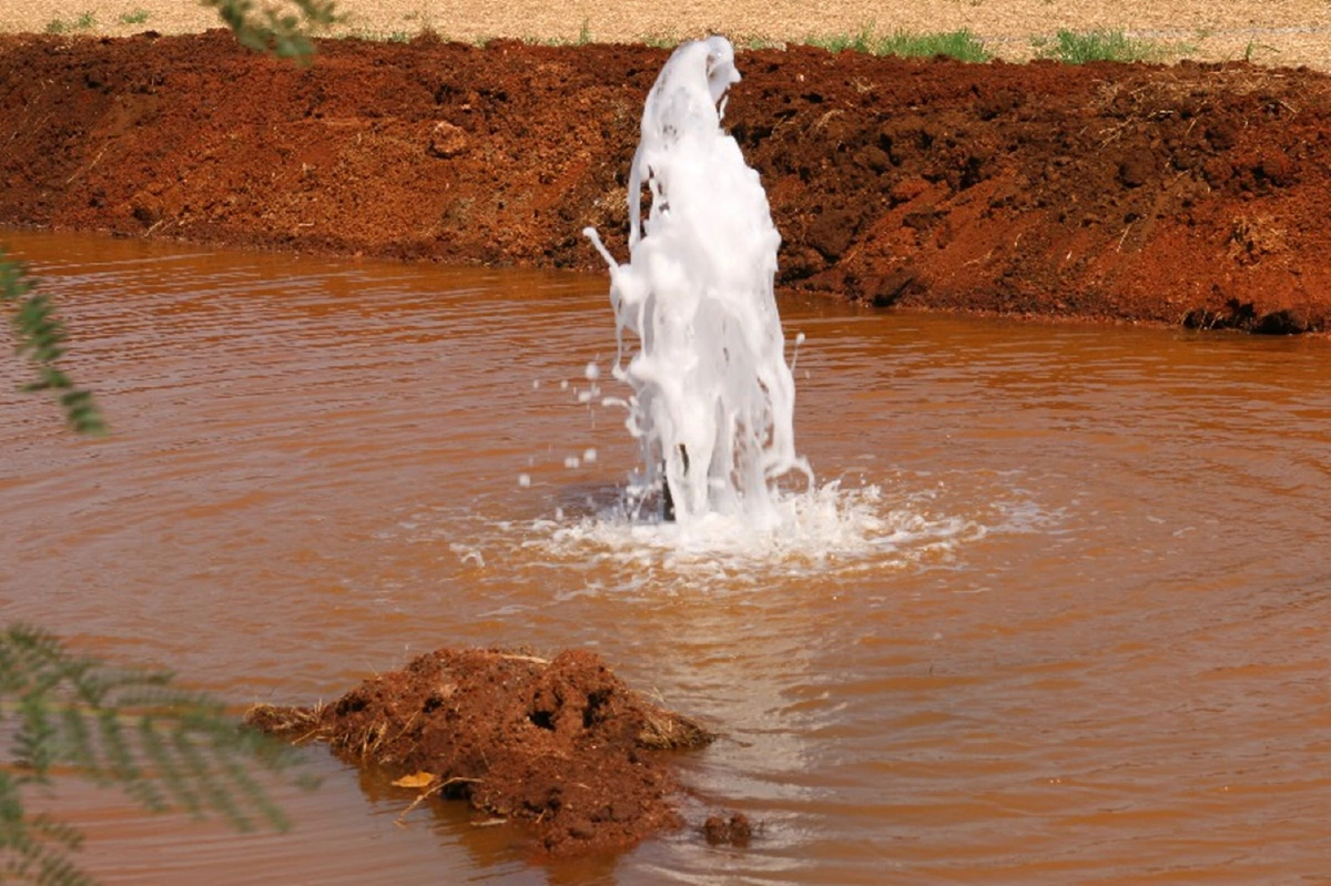 ชาวบ้านได้ประโยชน์ถือว่าคุ้ม เจ้าของบ่อบาดาลรสชาติคล้ายโซดามอบที่ดินให้รัฐ