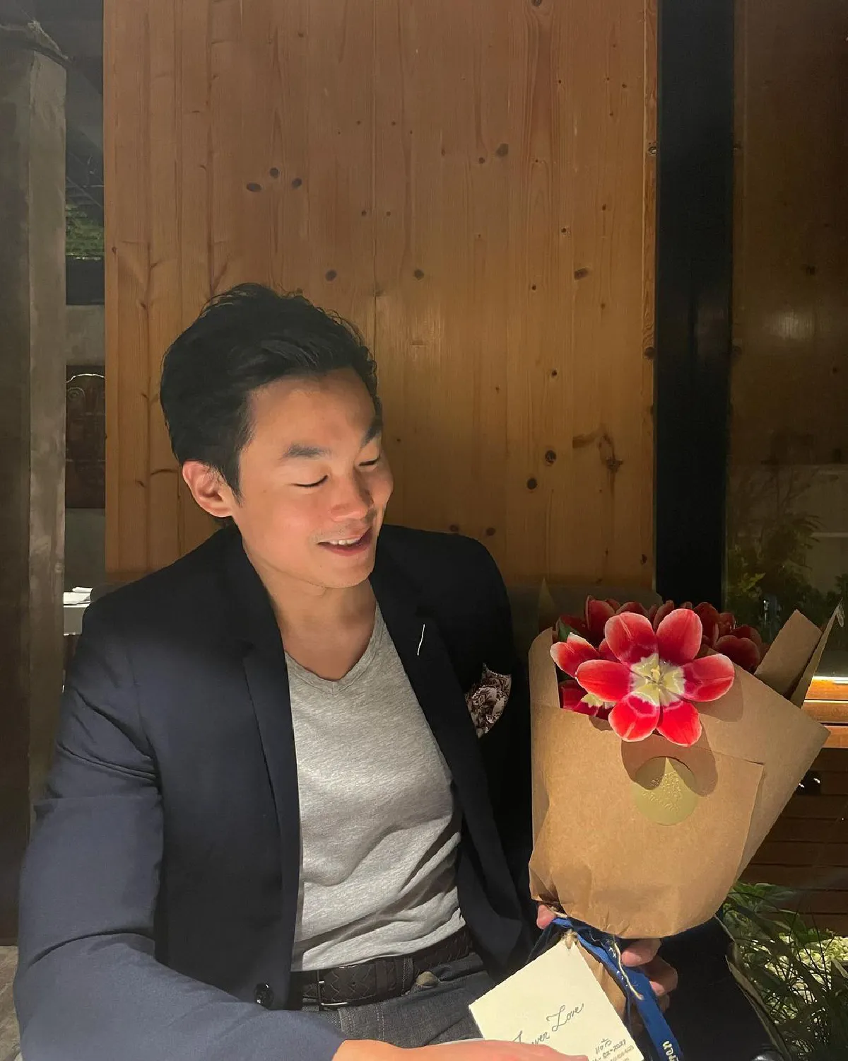 ส่องภาพหวานของเหล่าคนดังที่พากันไปฉลองวันวาเลนไทน์!