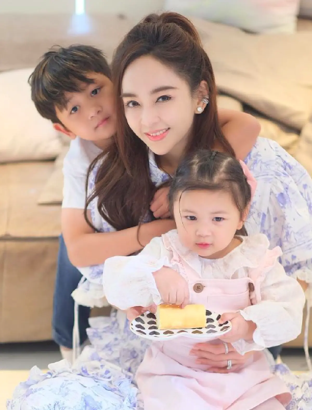  "เป้ย ปานวาด" ฟาดกลับนักเลงคีย์บอร์ด โผล่เมนต์วิจารณ์ลูกไม่ค่อยน่ารัก