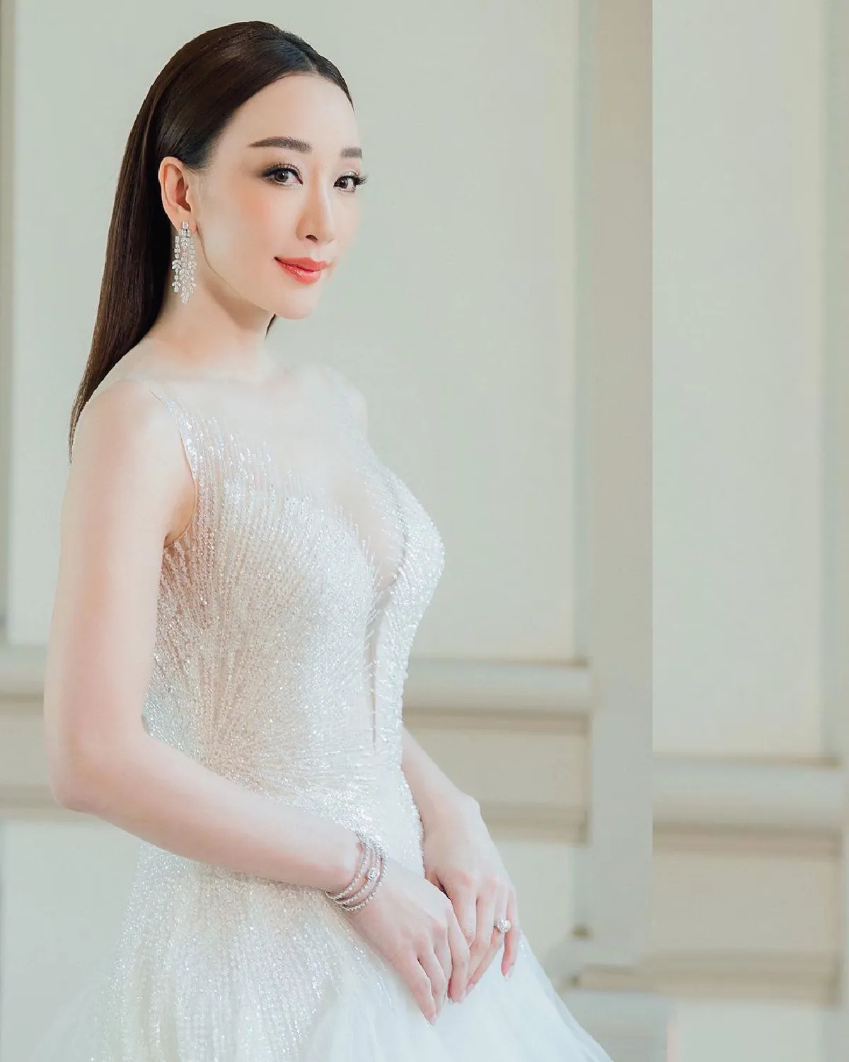 ตู่ ปิยวดี ฟาดหนึ่งดอก! บอกโครงการคนละครึ่ง ไม่ได้หมายรวมถึงสามีชาวบ้าน