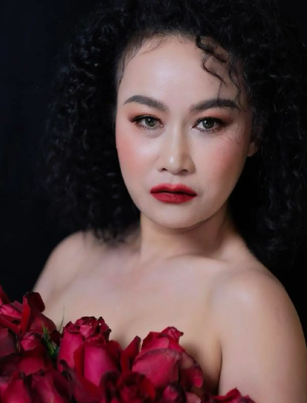 "ลูลู่" โพสต์ถามทำไมเพื่อนรักแต่งงานแต่ไม่รู้เรื่อง พร้อมแท็กไปหา "ลาล่า" 