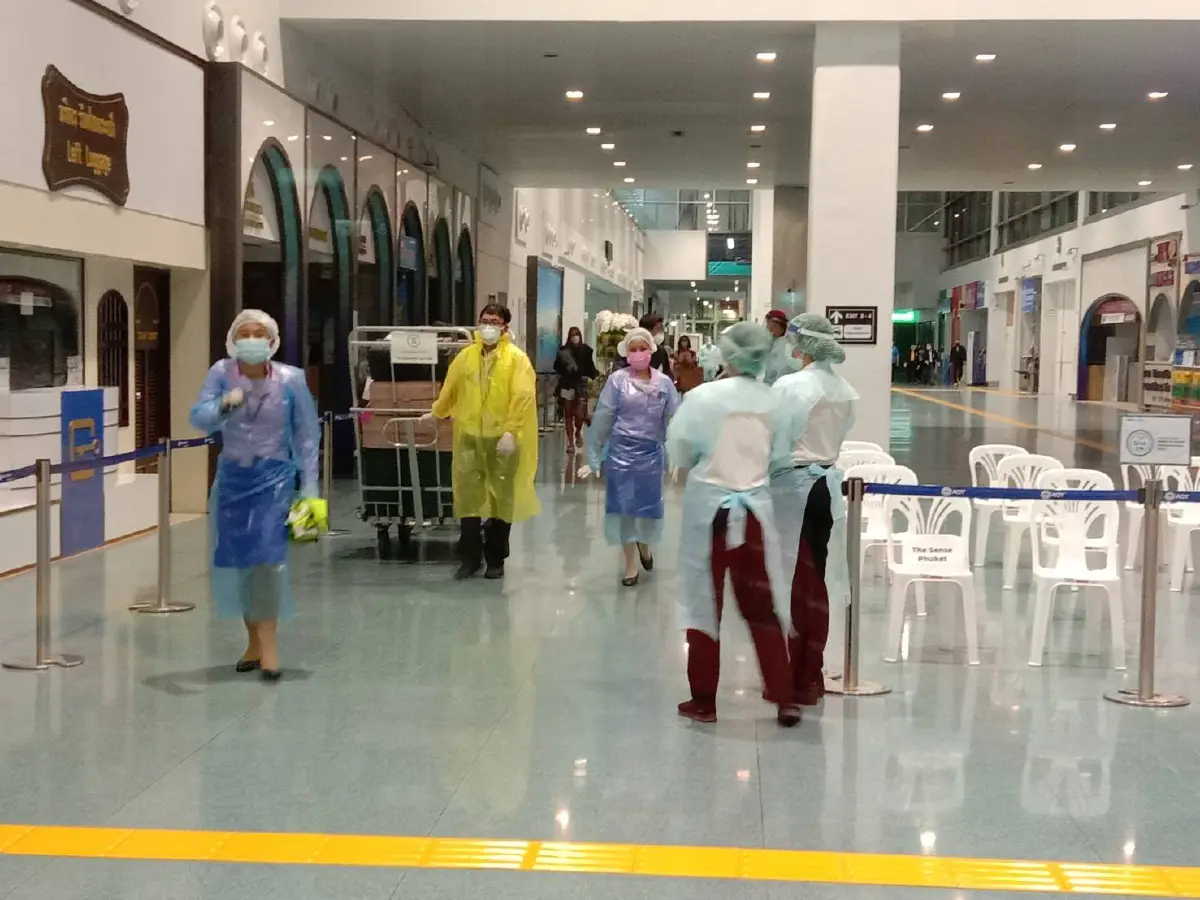 ข่าวดี!นักท่องเที่ยวต่างชาติเริ่มเข้าภูเก็ตพักกักตัวในวิลล่าควอรันทีน