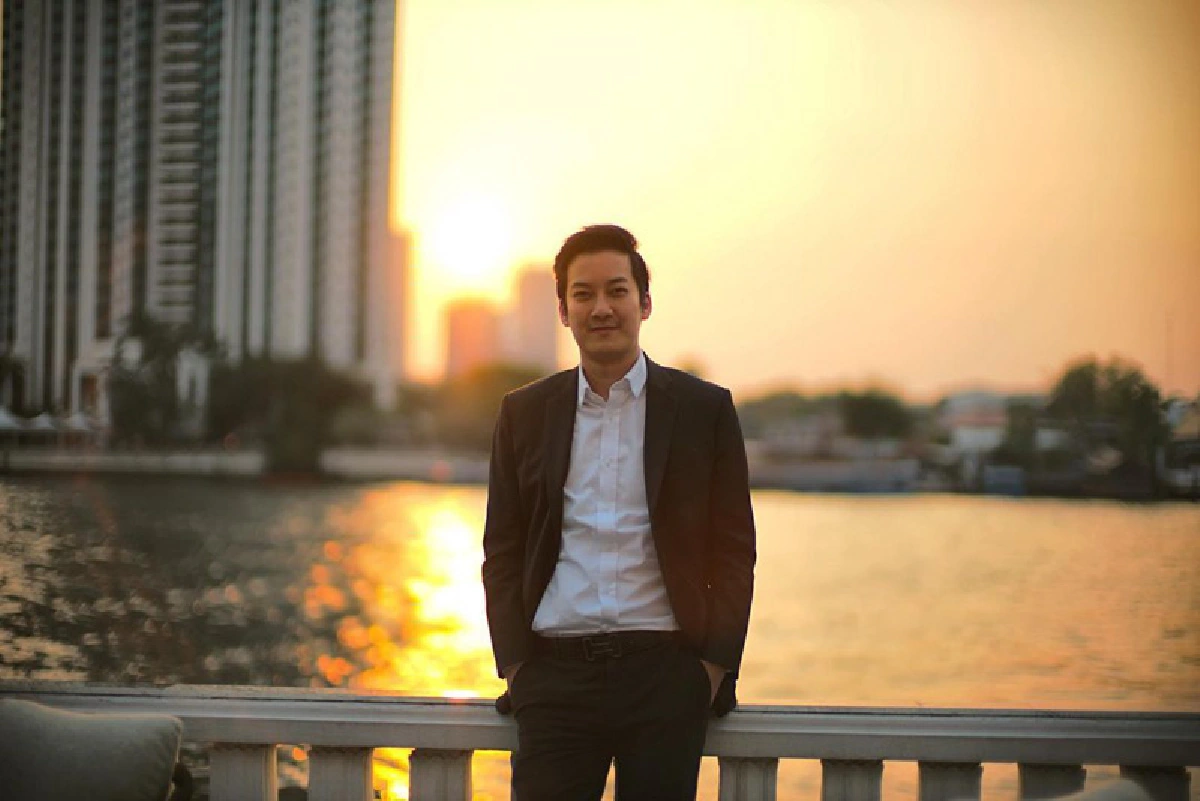 “เชน ธนา” เปย์ภรรยา “เจมส์” ควักกระเป๋าหลัก 10 ล้าน ถอยซูเปอร์คาร์เป็นของขวัญวันเกิด 