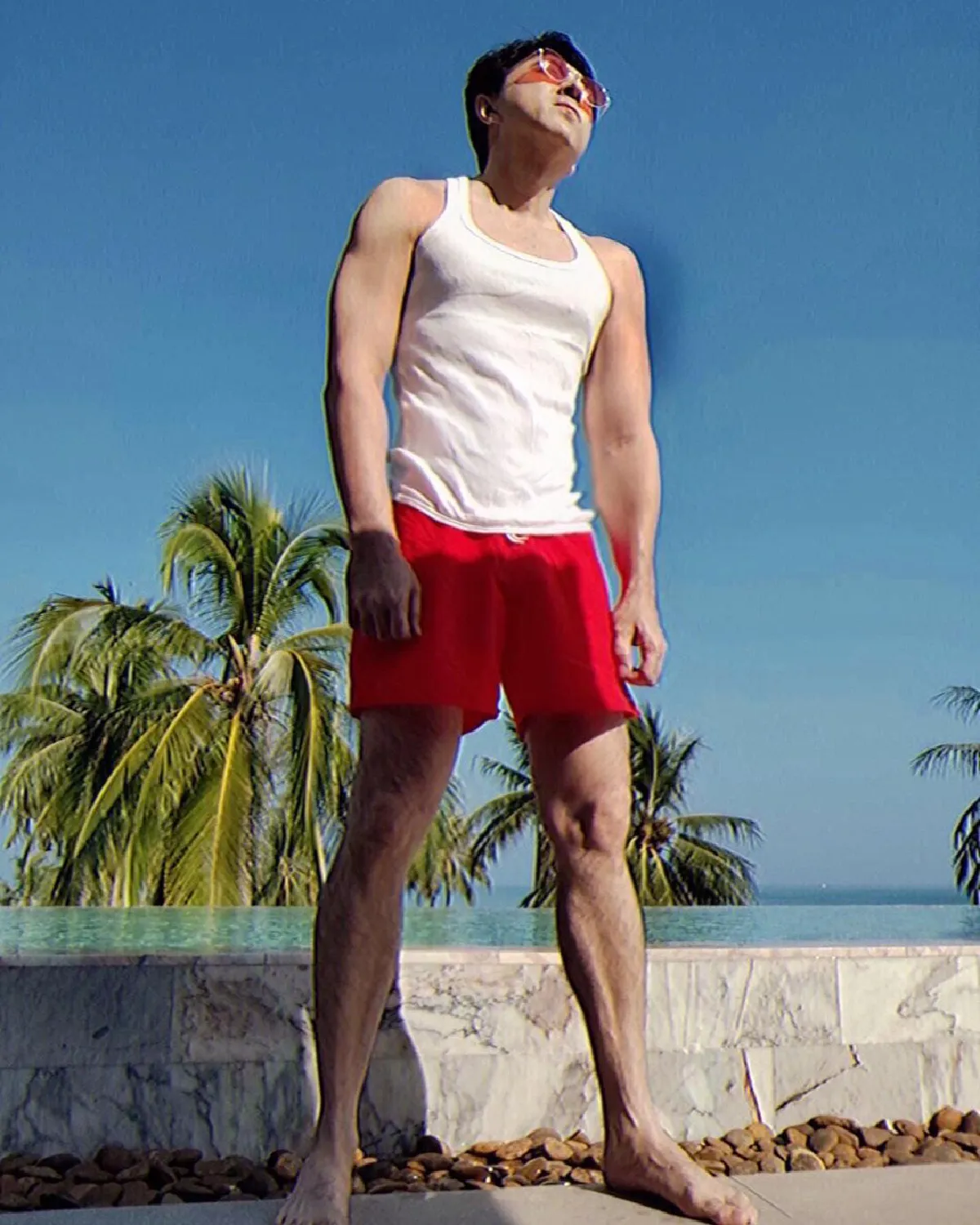 “แซม ยุรนันท์” อวดหุ่นสุดเฟิร์มในวัย 58 ปี ทำแฟนคลับเห็นแล้วใจไม่ดีเลย!