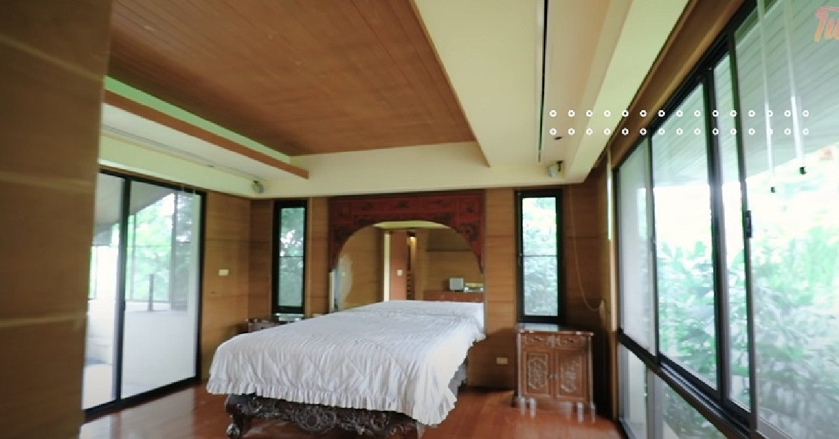 "ชาคริต" เตรียมรีโนเวทบ้านหรูบนพื้นที่ 3 ไร่ ให้ “น้องโพธิ์” มีพื้นที่วิ่งเล่น 