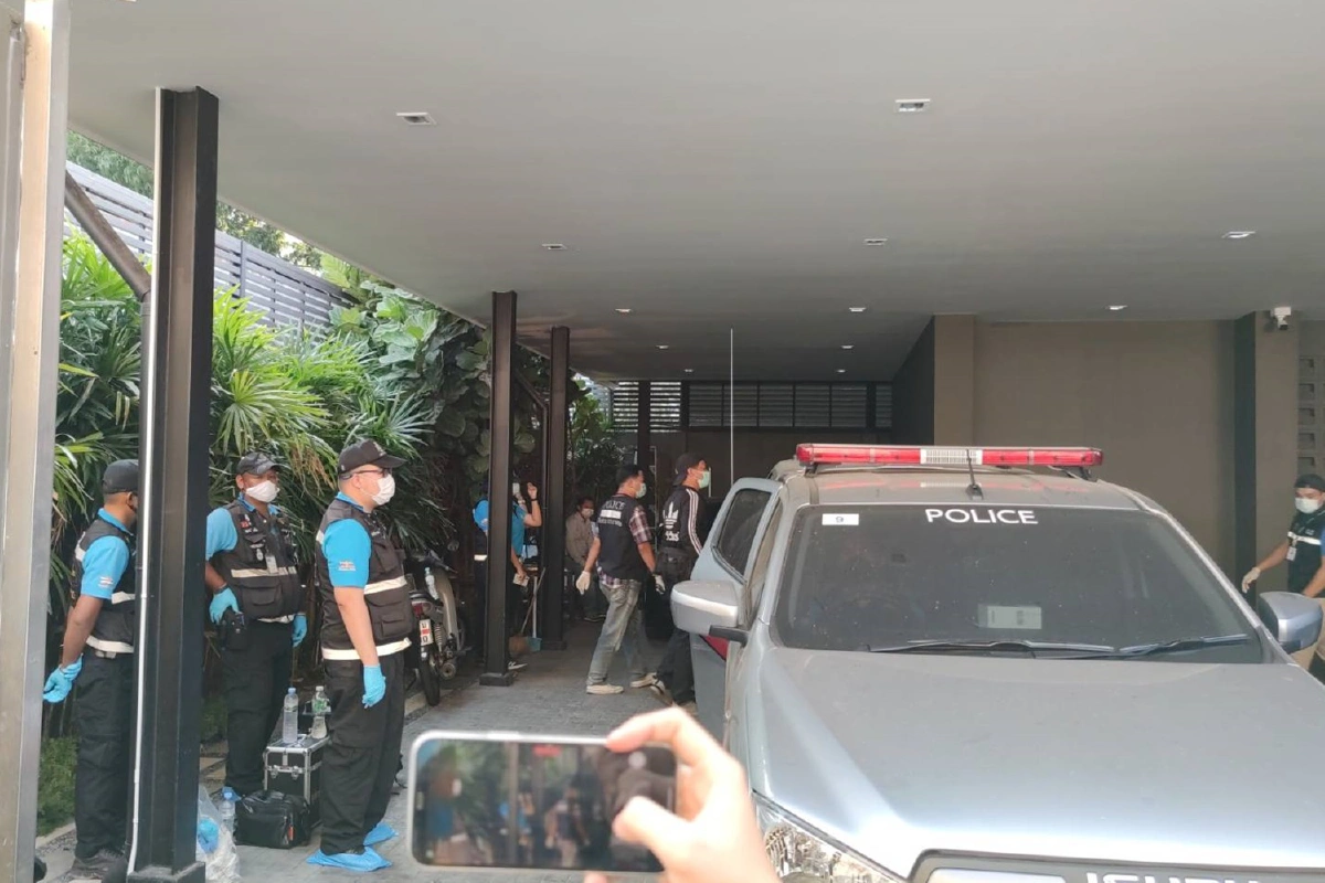 ได้หลักฐาน! ตำรวจค้นบ้านจัดปาร์ตี้ฮาเรมเด็กเอ็นย่านพหล