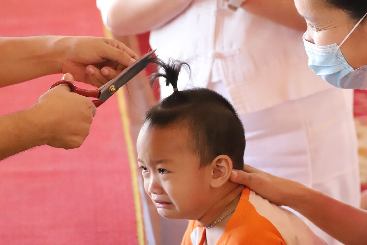 สัมผัสวิถีชีวิตรามัญงานโกนจุกเด็กมอญวันมาฆบูชาที่ปทุมธานี