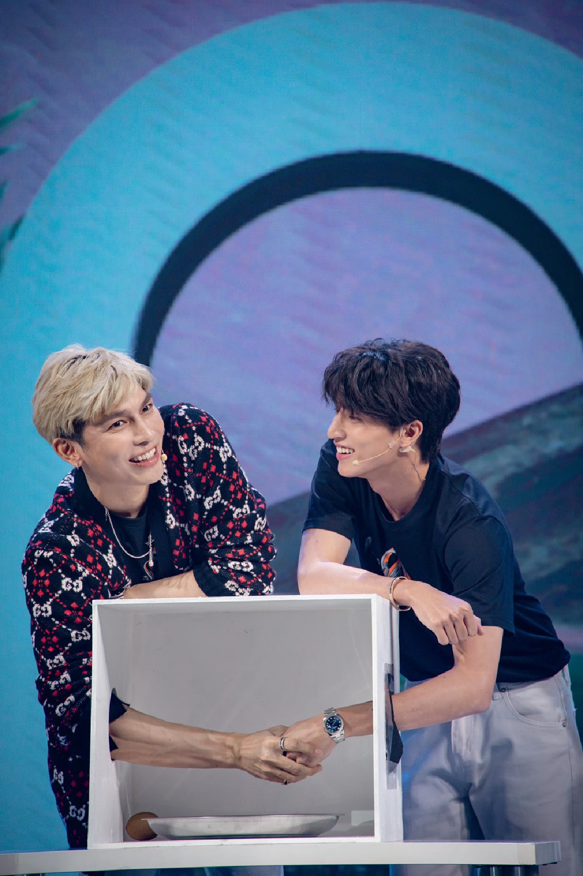 แฟนคลับจากทั่วโลกแห่ร่วมงาน “TharnType Wedding Day Special” ส่งท้าย “ธาร-ไทป์”