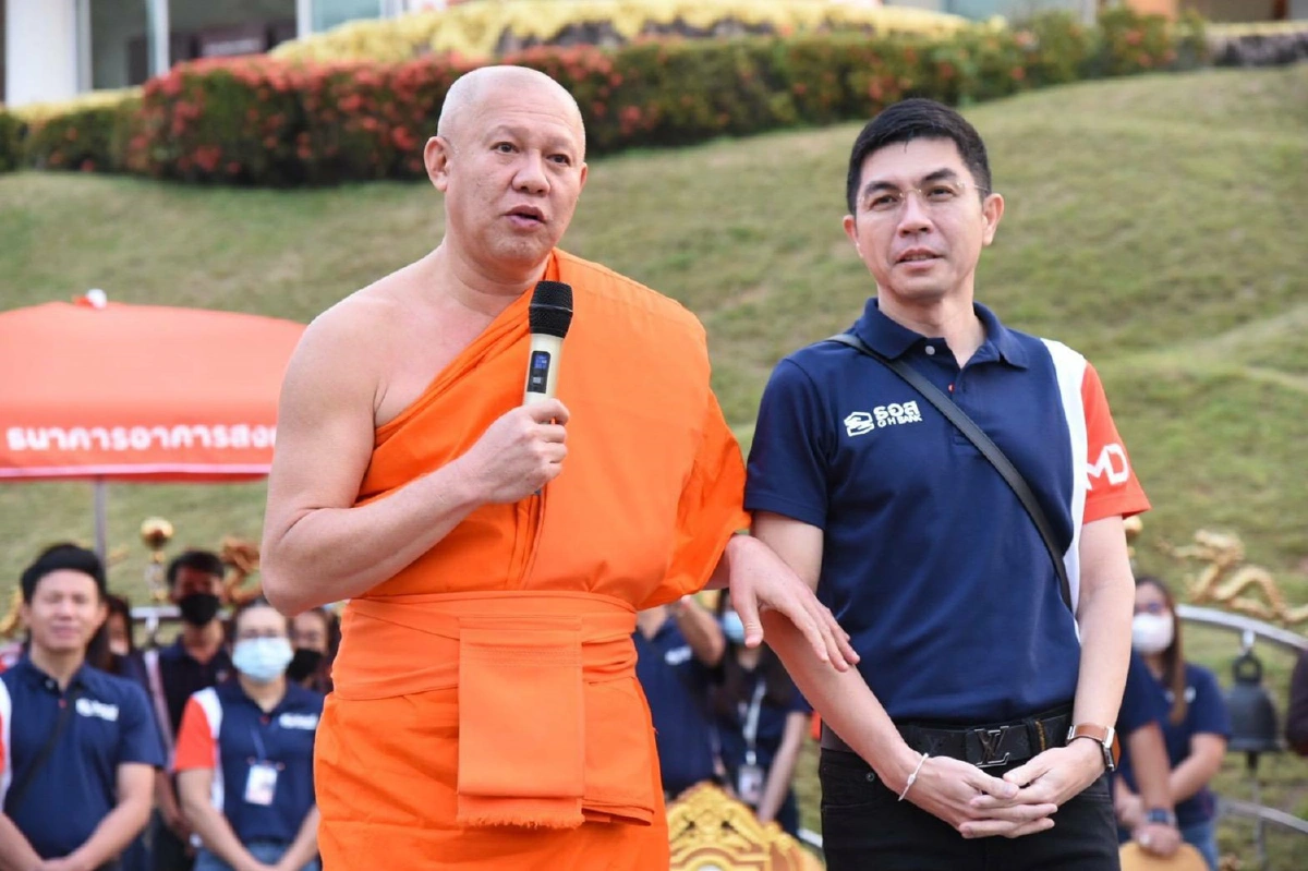 ธอส. ส่งมอบรถรับ-ส่งนักเรียน วัดห้วยปลากั้ง จังหวัดเชียงราย