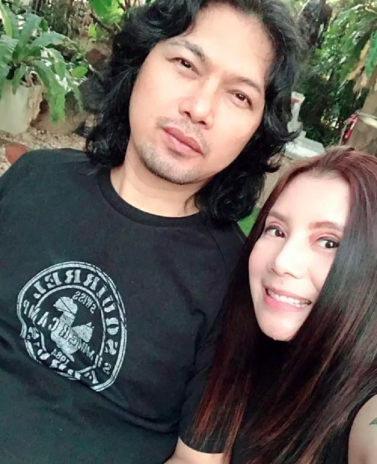 “กานต์ วิภากร” เผยแหวนเพชรเม็ดใหญ่กระแทกตา ที่ “เสก โลโซ” มอบให้ 10 กว่ากะรัต 