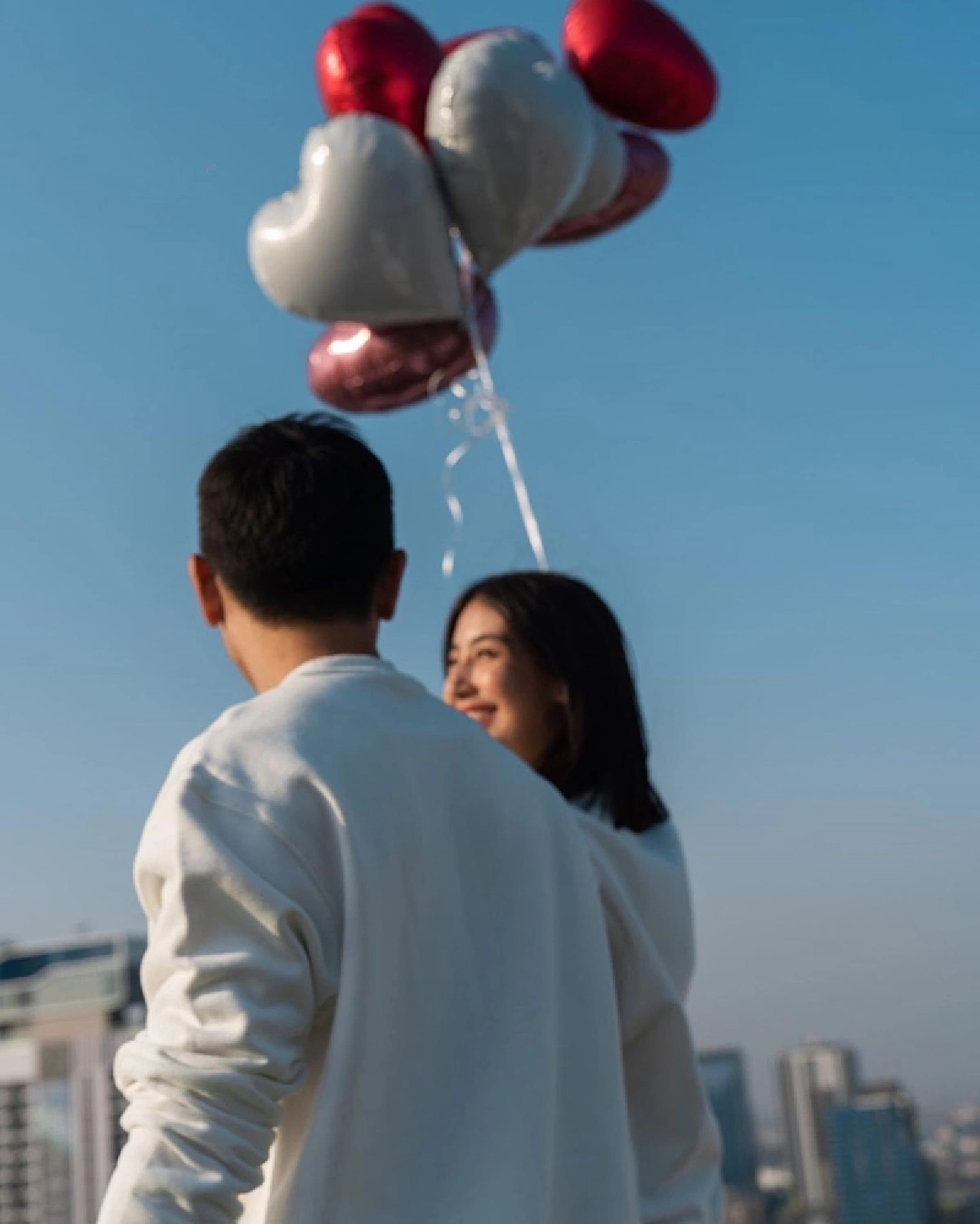 มิ้นต์-ภูผา จัดเต็มความหวานฉลองรัก 3,285 วัน ทำเอาแฟนๆ ลุ้นข่าวดี