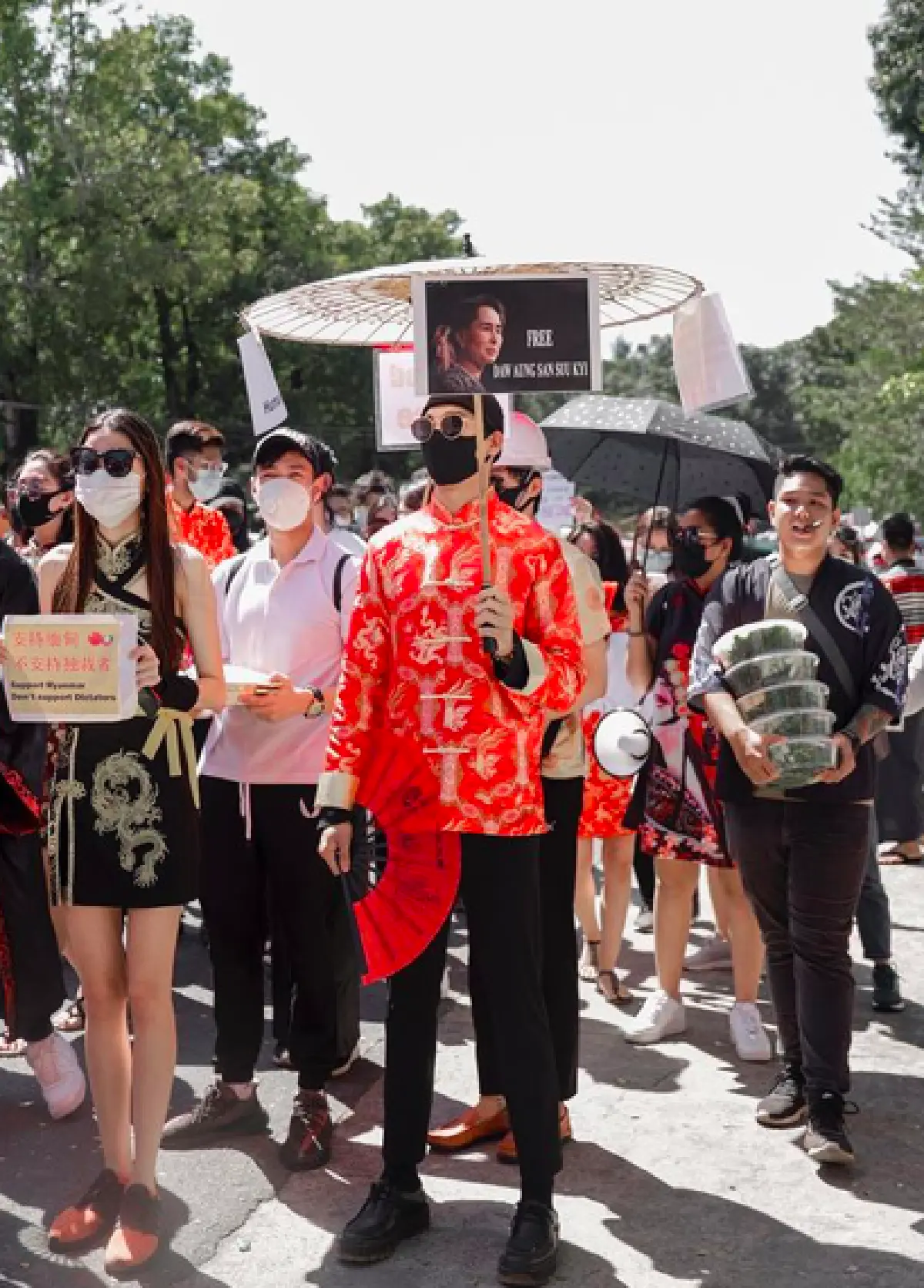 “ไป่ ทาคน” หายตัวไป! หลังร่วมม็อบต้านเผด็จการ พี่สาวประกาศตามหา เกรงถูกกองทัพพม่าจับตัว