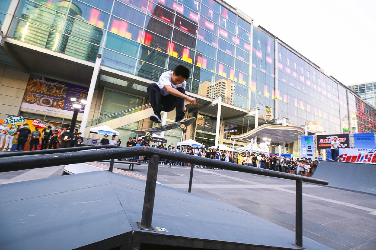 centralwOrld soul skaters ลาน Skate วิวระดับโลกที่ใหญ่ที่สุดใจกลางเมือง