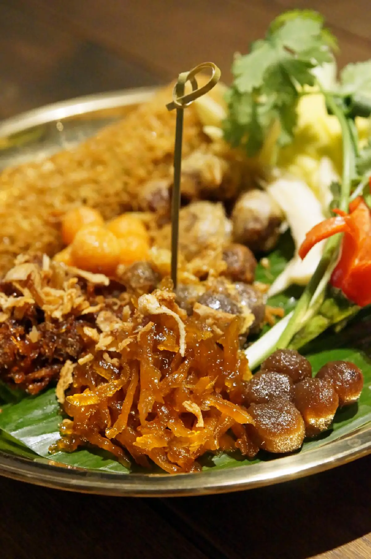 ชิม 'ข้าวแช่โบราณ' ตำรับไทยในฤดูร้อน ณ ห้องอาหาร สยาม ที รูม 