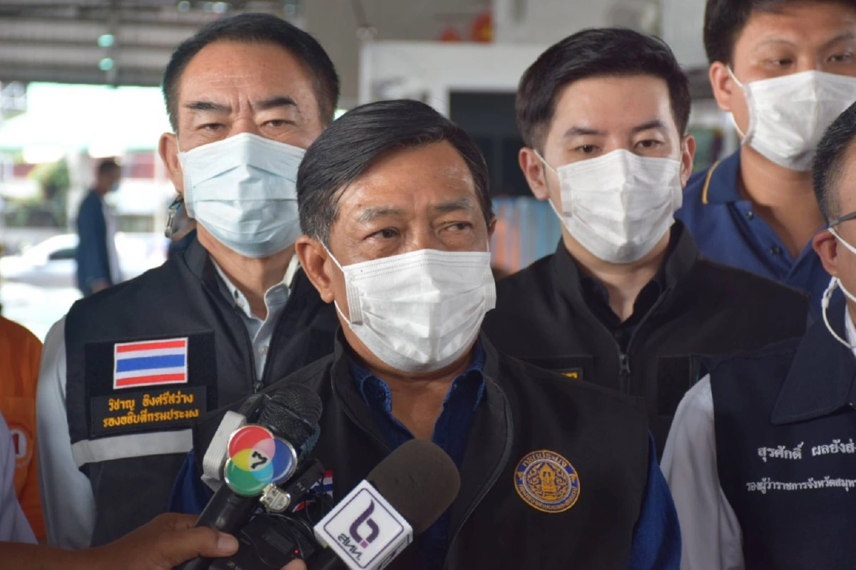 "อลงกรณ์"ตรวจตลาดกลางกุ้งสมุทรสาครปลื้มมาตรการคุมโควิด-19