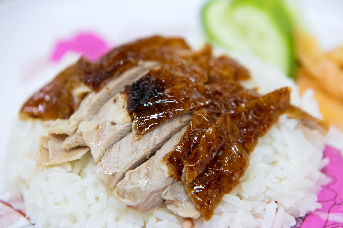 "ประจักษ์เป็ดย่าง" ร้านดังย่านบางรัก สูตรเด็ดความอร่อยกว่า 100 ปี