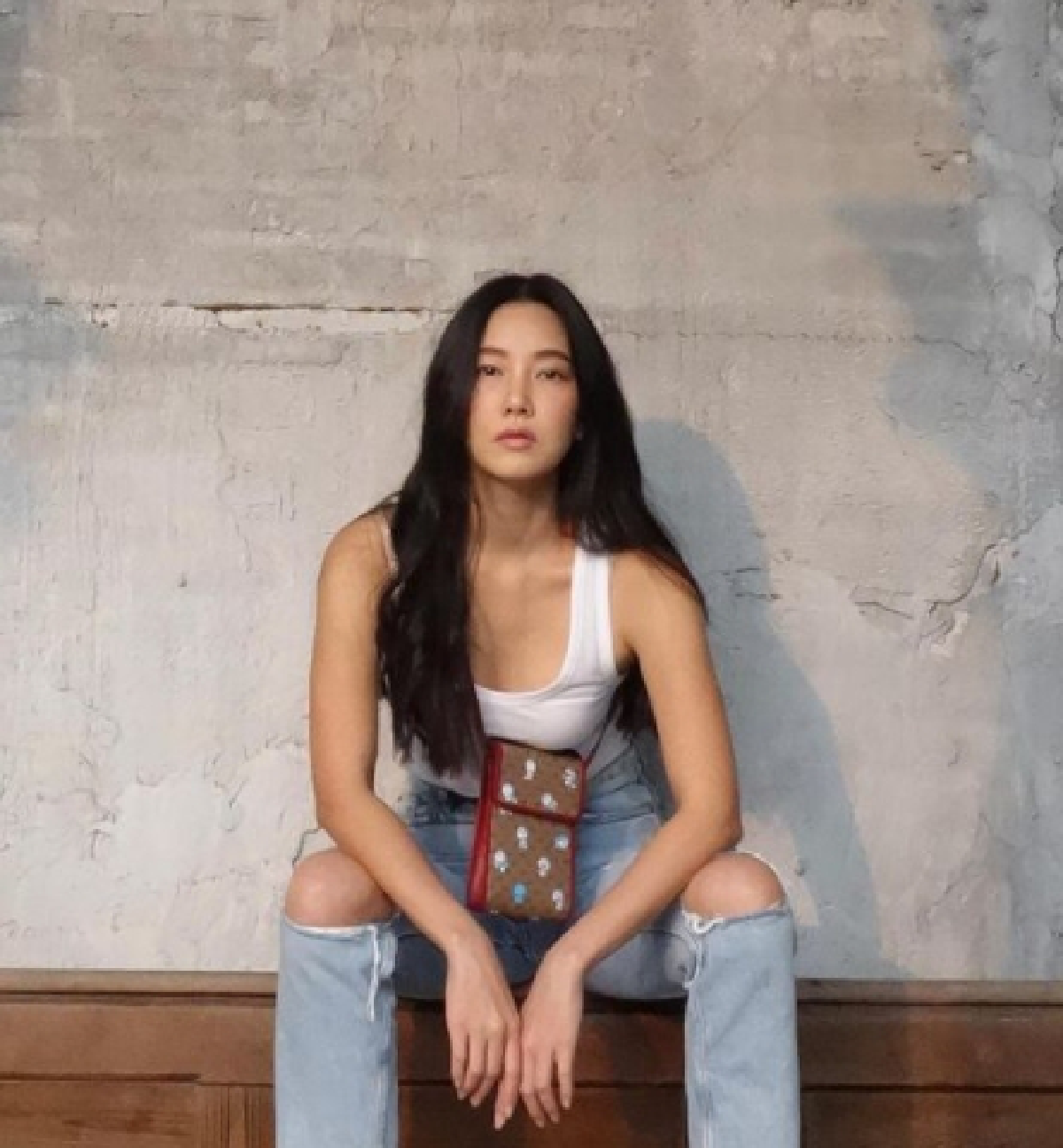 นุ่น วรนุช ร้องเสียงหลง! ล้มก้นจ้ำเบ้าบนลานสเก็ตน้ำแข็ง (คลิป)