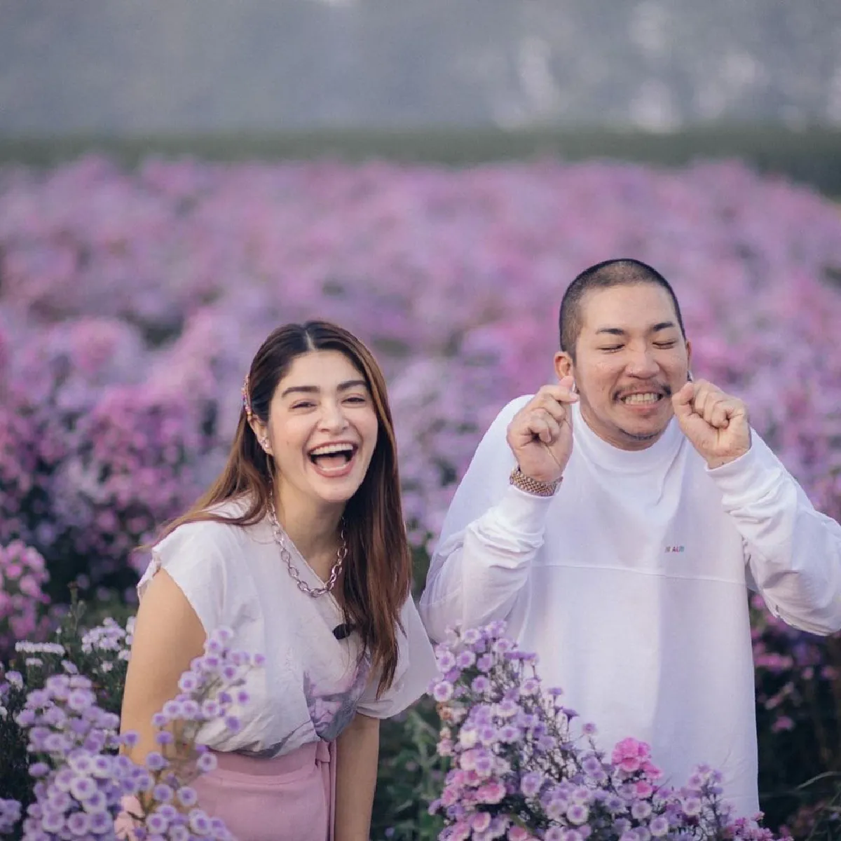 คู่รักสายฮา! แจ๊ส-แจง ทุบกระปุกโชว์เงินเก็บกองโต นับตั้งแต่กลางวันยันค่ำ