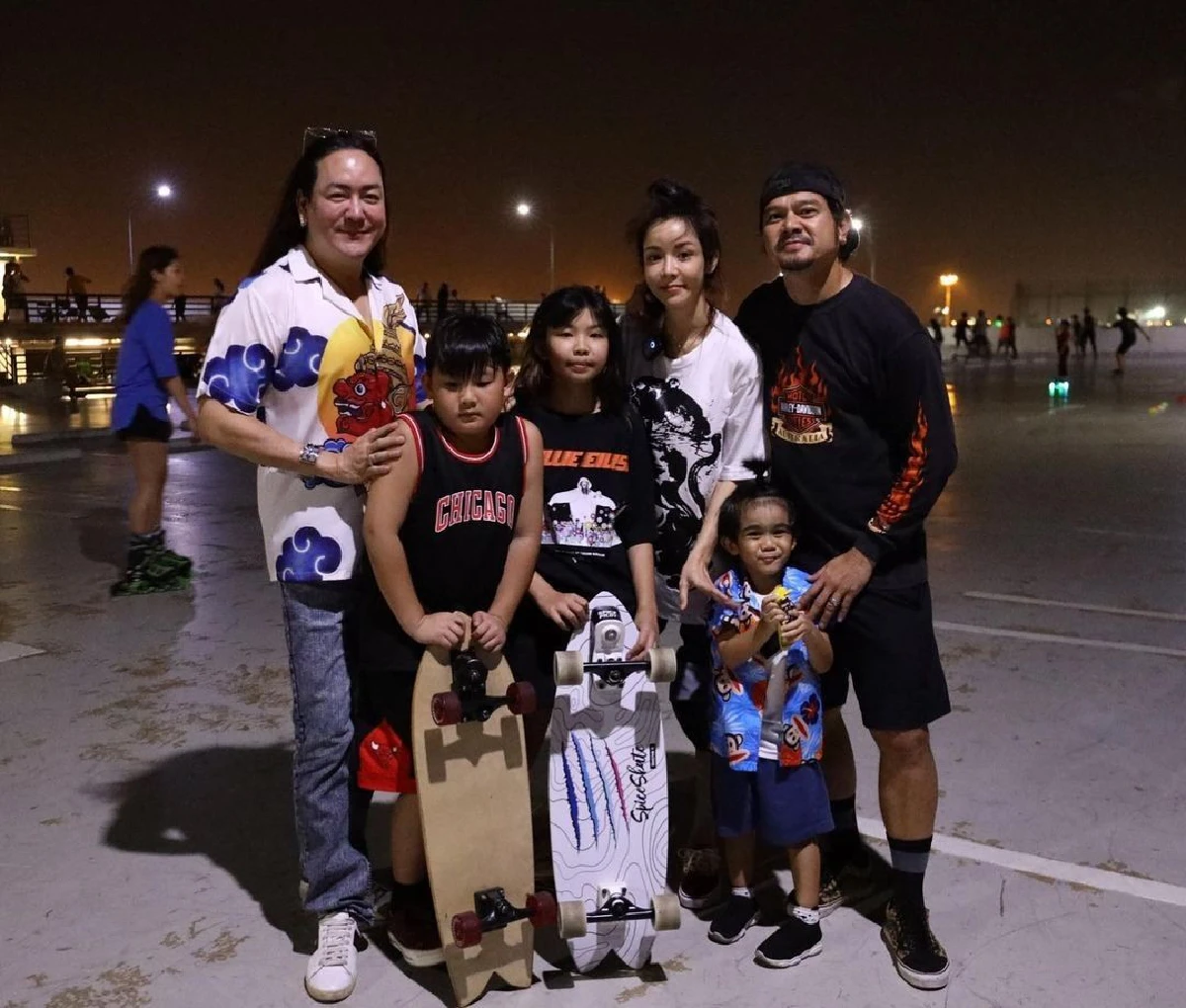 "เต๋า-นุ๊ก" ทำโลกออนไลน์เซอร์ไพรส์ หลังบังเอิญโคจรมาเจอกันอีกครั้ง