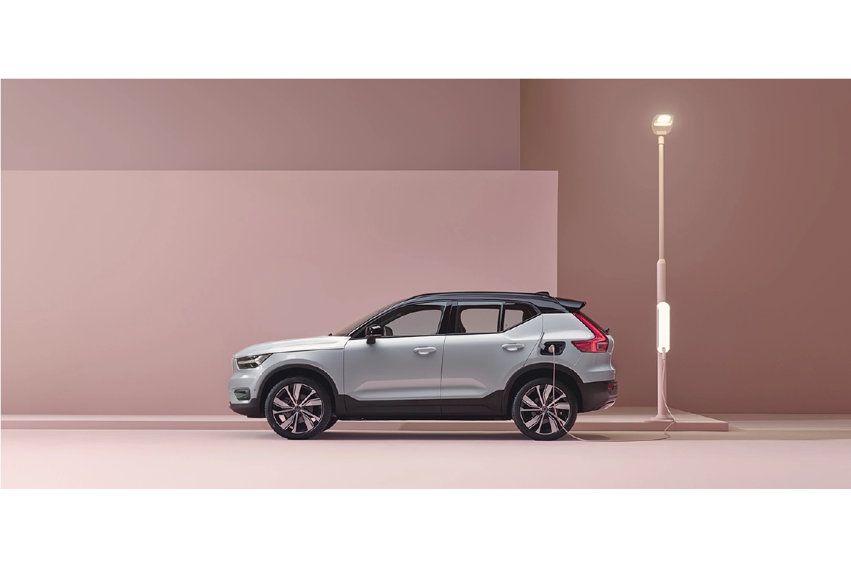 วอลโว่ เตรียมเปิดตัว เอสยูวีพลังงานไฟฟ้า 100% รุ่นแรกของแบรนด์ THE NEW XC40 RECHARGE PURE ELECTRIC