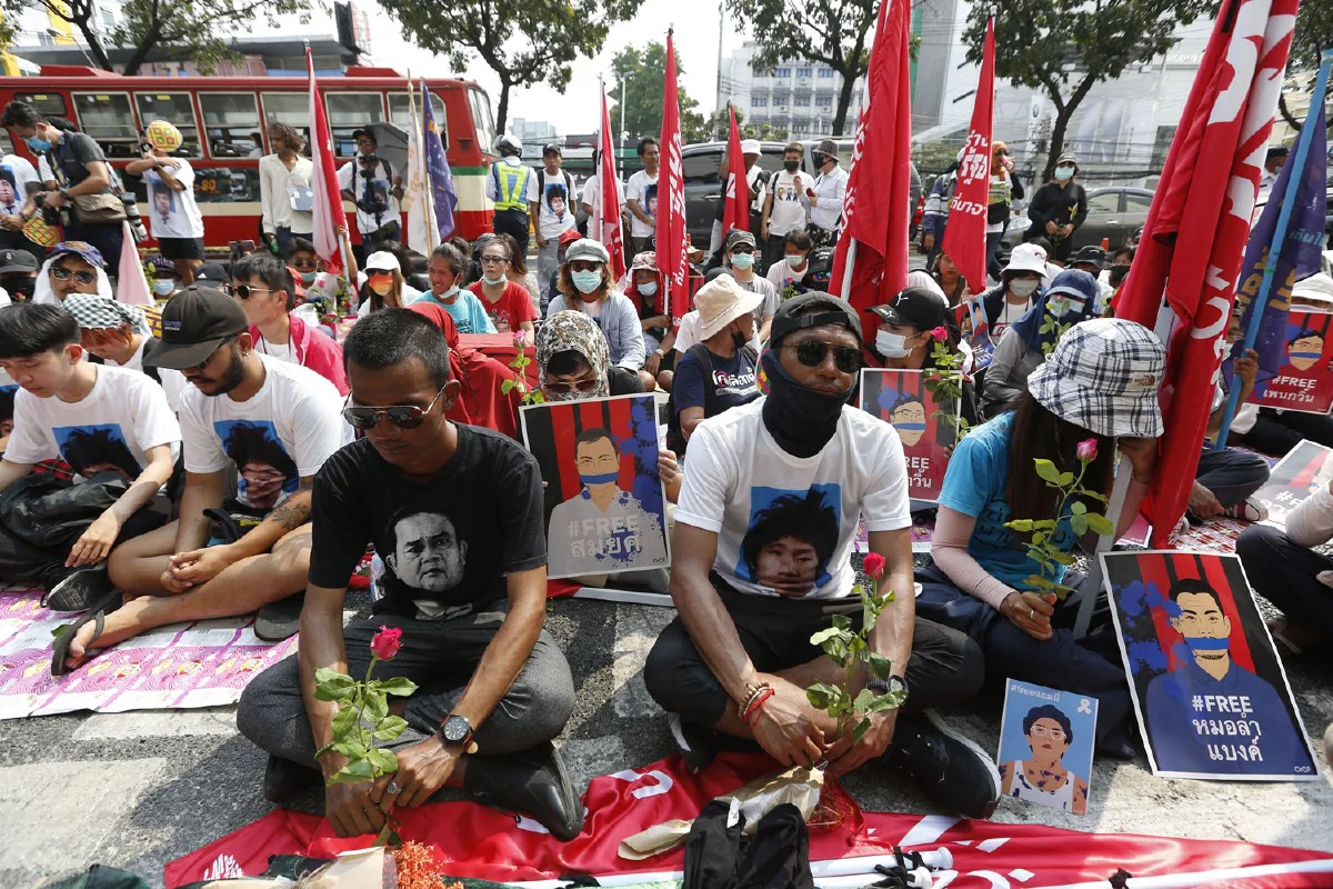 อัยการสั่งฟ้อง 18 แกนนำราษฎรคดีม็อบ19กันยา "รุ้ง-ไมค์-ไผ่"โดน112ด้วย