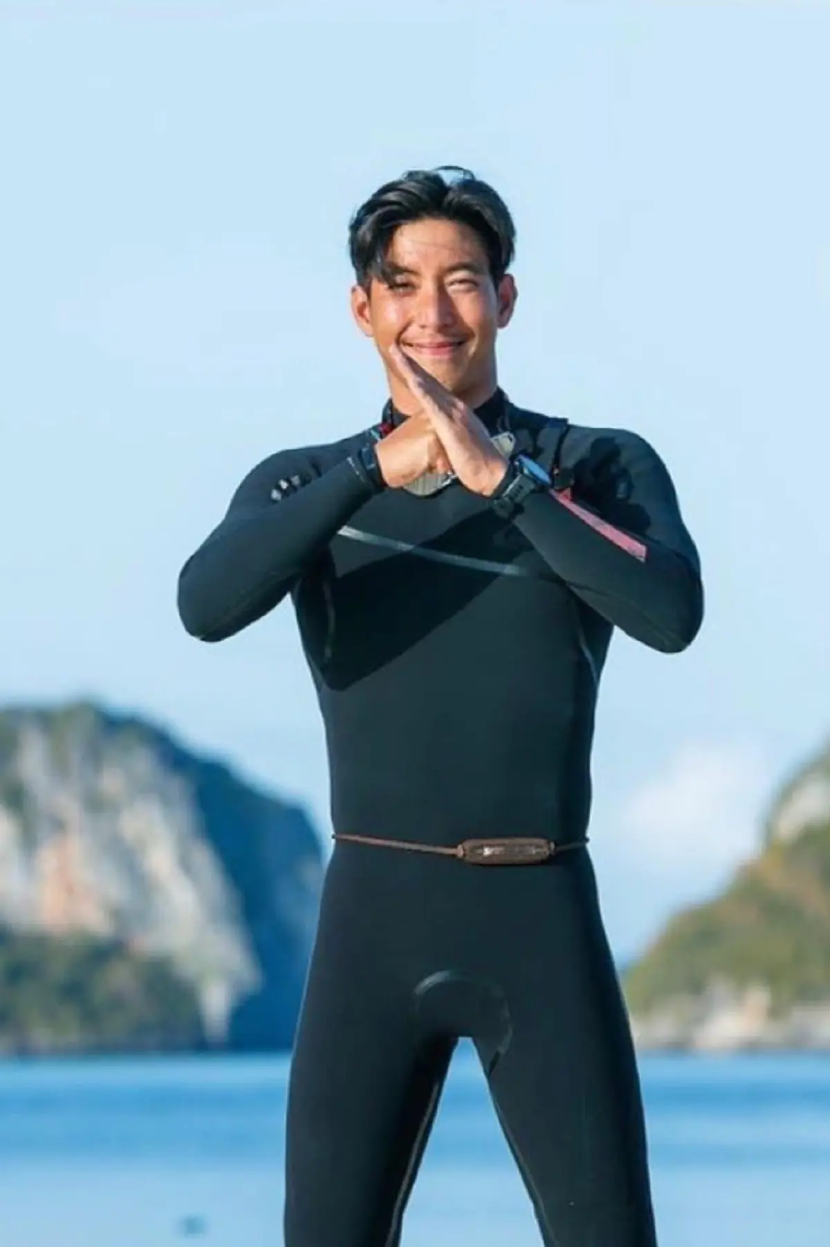 โตโน่ ภาคิน ปลื้มได้รับเข็มรักษ์ทะเลยิ่งชีพ ขอเดินหน้าทำตามเป้าที่ตั้งไว้